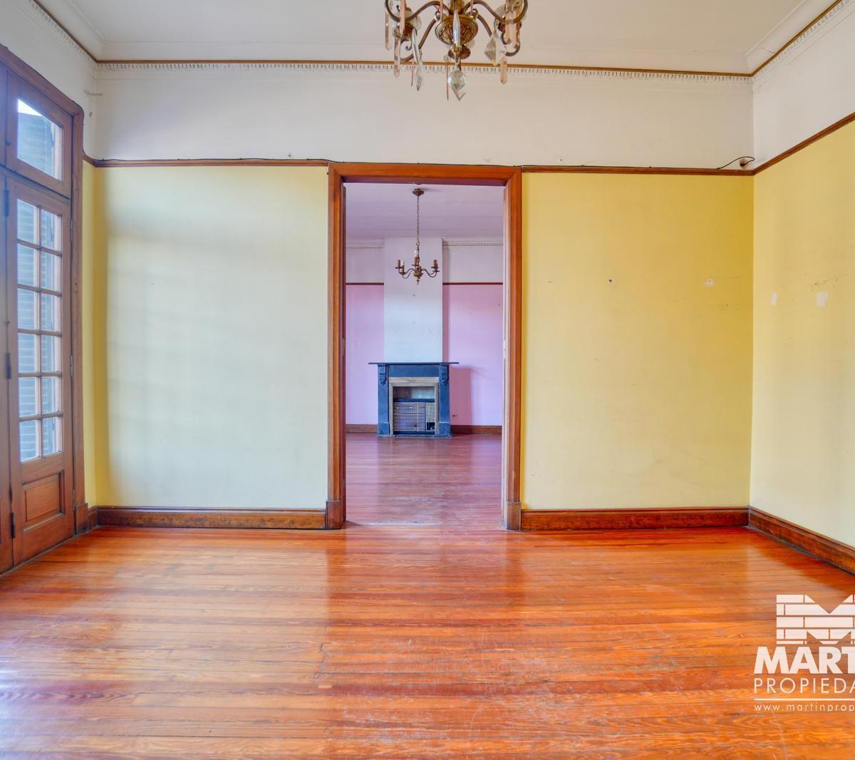 Casa en San Isidro, 5 Amb. con Patio y Terraza. Apto Uso Comercial. 3