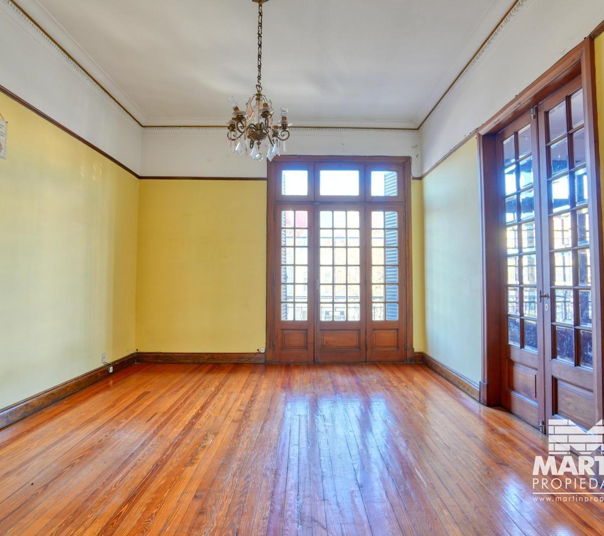 Casa en San Isidro, 5 Amb. con Patio y Terraza. Apto Uso Comercial. 2