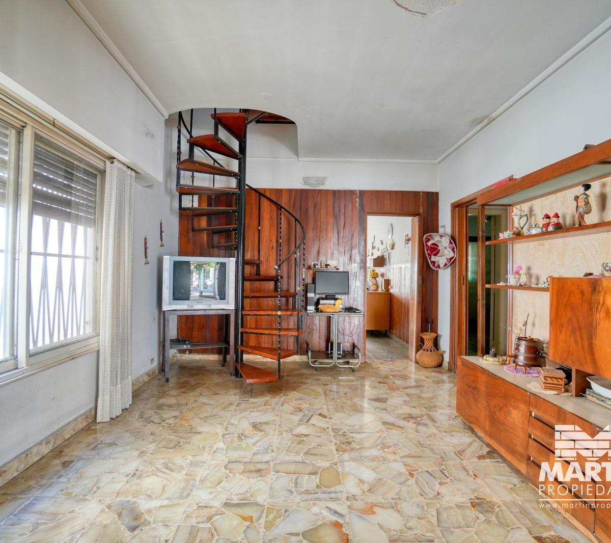 Foto de Casa en Venta de 5 ambientes en Martinez con Jardín y Cochera, imagen 5