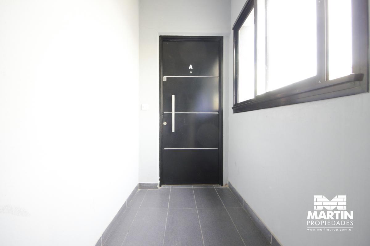 Departamento en Venta 2 Amb con Balcón Terraza y Cochera en San Fernando 2