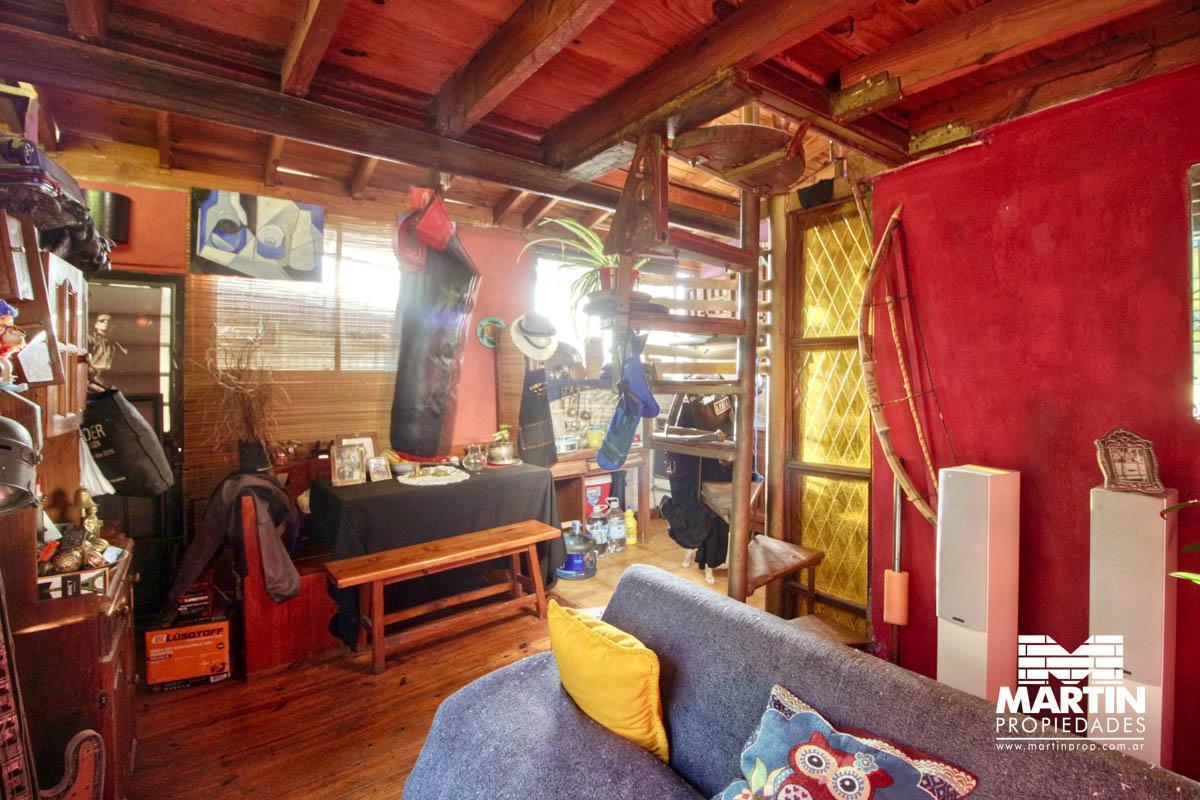 Foto de Casa en Venta de 3 Ambientes en Martinez a Reciclar, imagen 2