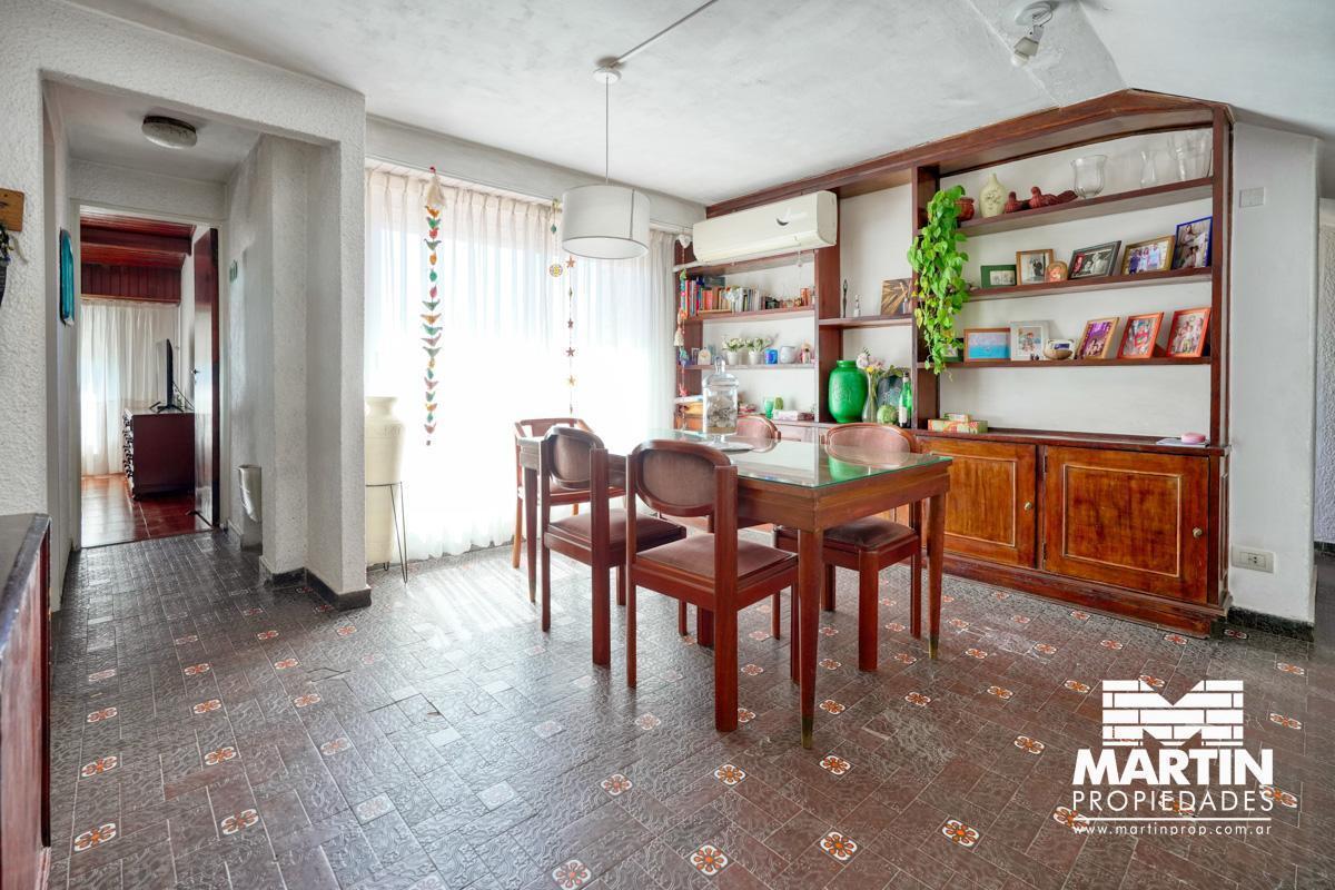 Foto de PH en Venta de 4 Ambientes en Martinez con Terraza Propia, imagen 2