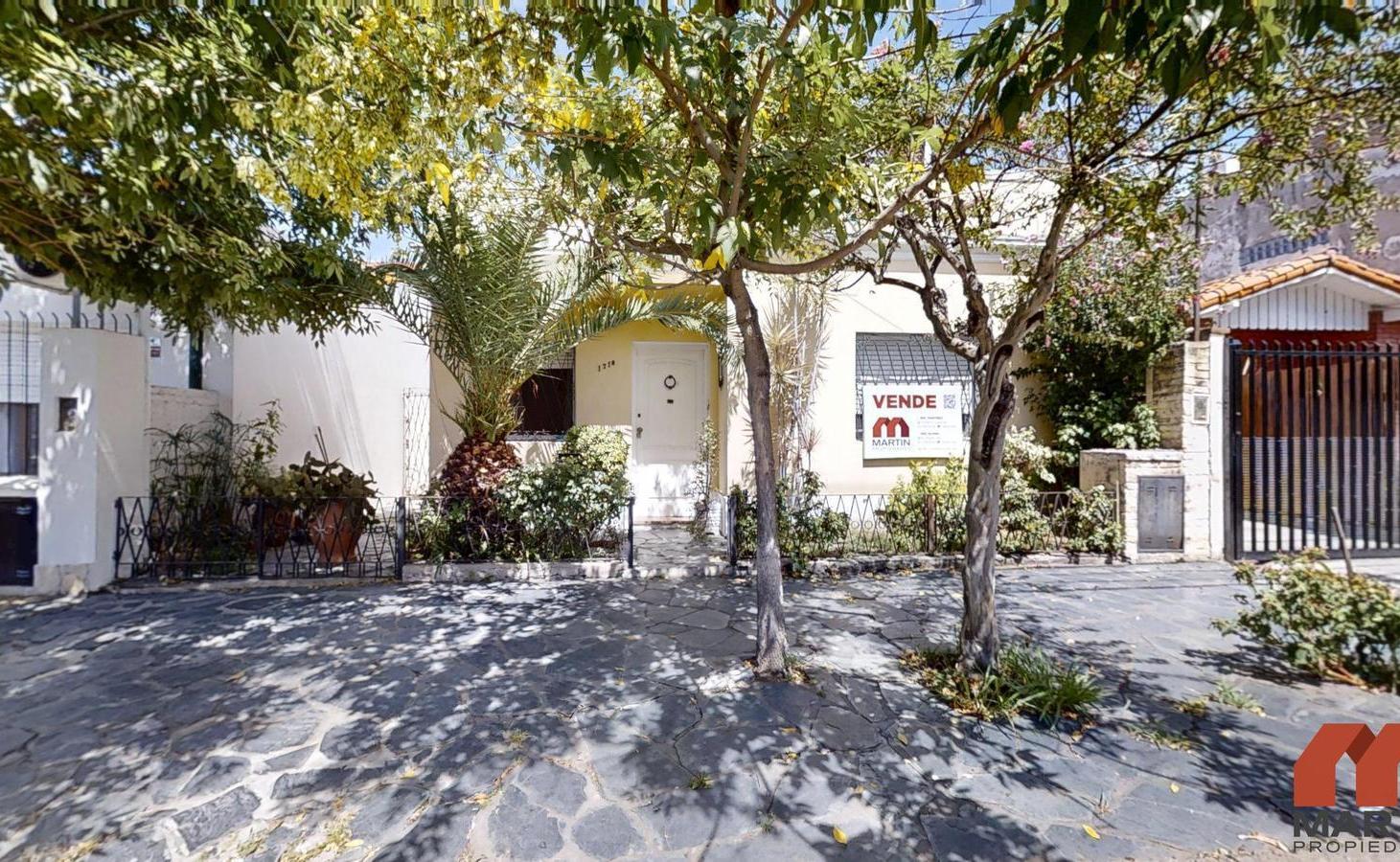 Casa en Venta en Martinez - 4 Ambientes con Patio y Terraza 90 m2 Cubiertos