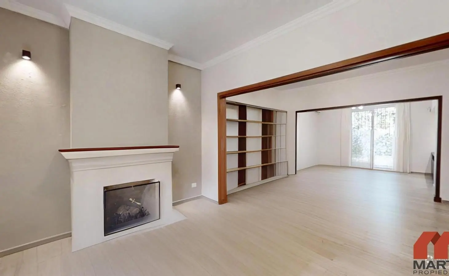 Casa en Venta de 4 Ambientes con Jardín y Quincho - Martinez 2