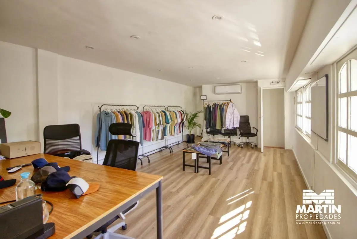 Oficina en alquiler en Martínez Lote 320 y sup. cubierta 450 m2. Zona Telefe. 3