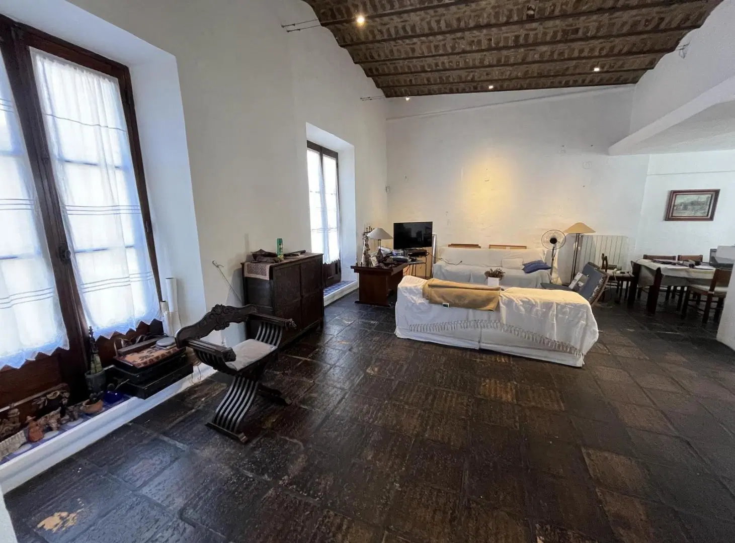 Casa estilo colonial casco histórico en venta y alquiler - san isidro 2