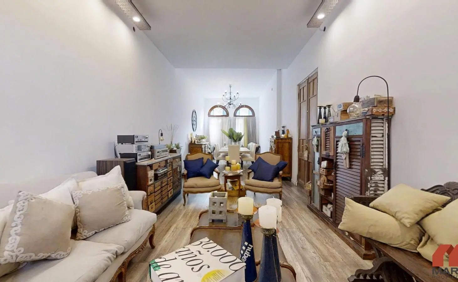 Casa en Venta de 6 Ambientes en Martinez con Jardín y Pileta 2