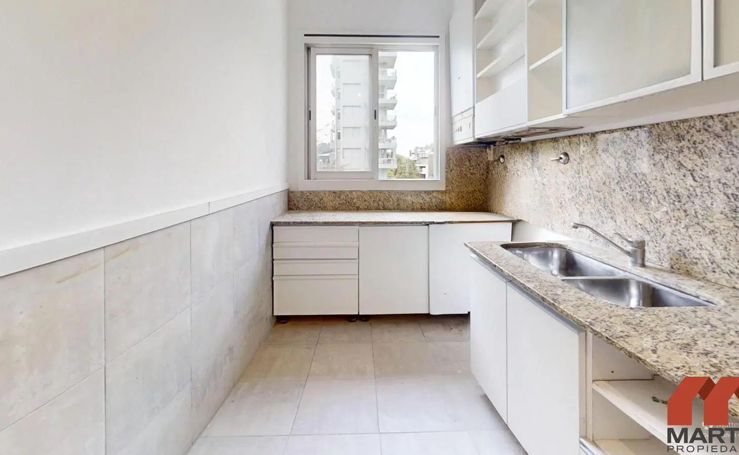 Departamento en Alquiler de 3 Ambientes en La Lucila con Balcón y Pileta 4