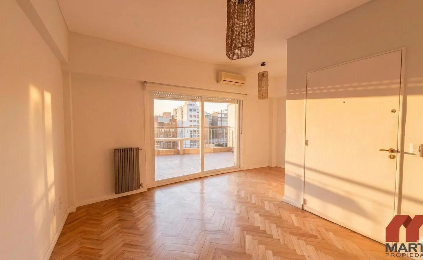 Venta 3 Ambientes Almagro Piso Alto Balcon Aterrazado 2