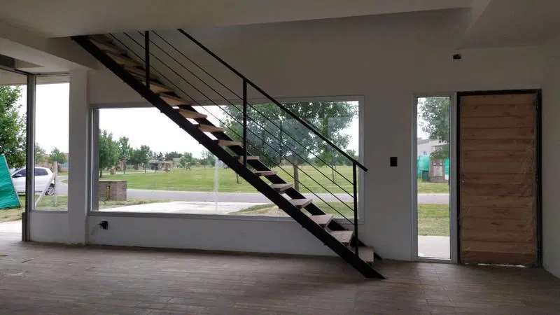 Casa en Venta de 5 Ambientes en Pilar con Suite y Escritorio 5