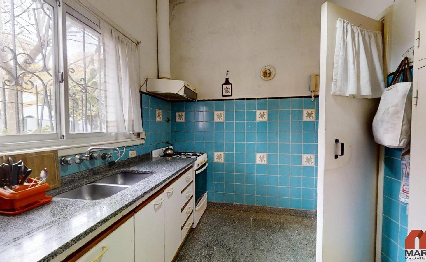Casa PH en Venta de 4 Ambientes en Martinez con Terraza, Patio y Parrilla