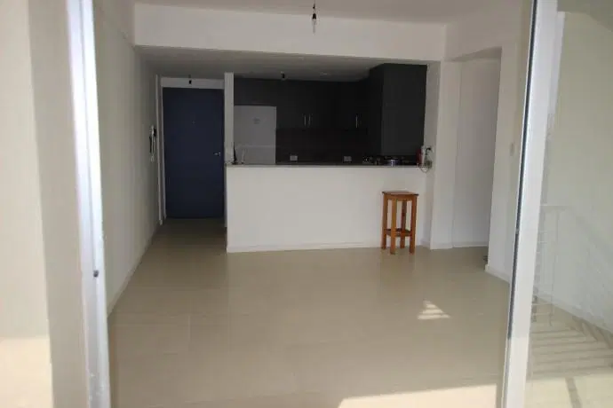 Departamento en alquiler Tigre con cochera balcon sum parrilla 3