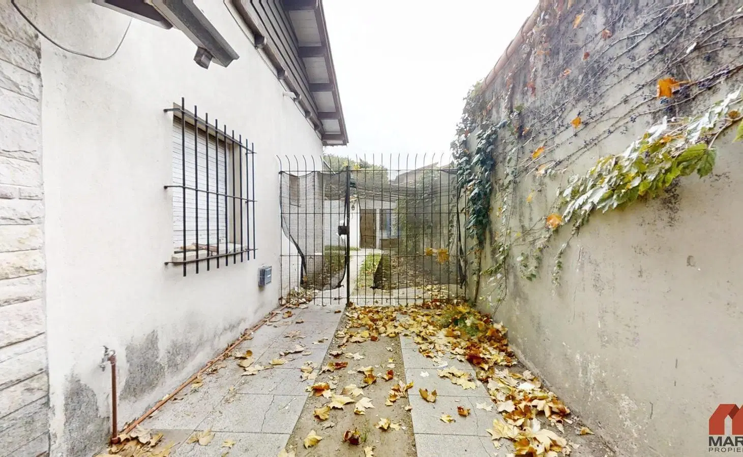 Casa en Venta de 3 Ambientes en Martinez con Jardín y Cochera 2