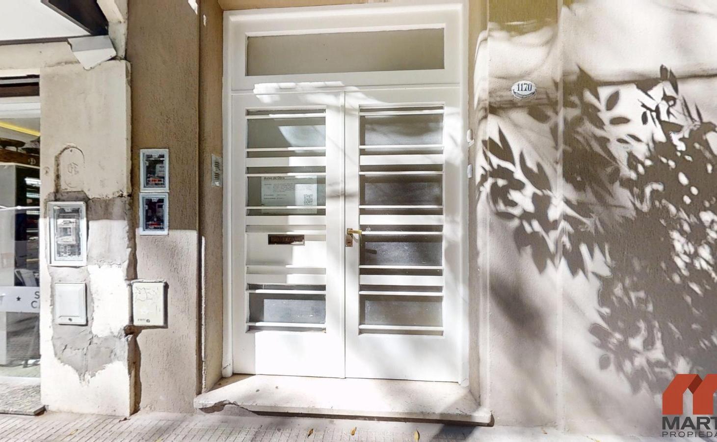 Oficina PH en Venta en Olivos en primer piso, 4 Ambientes con Balcon
