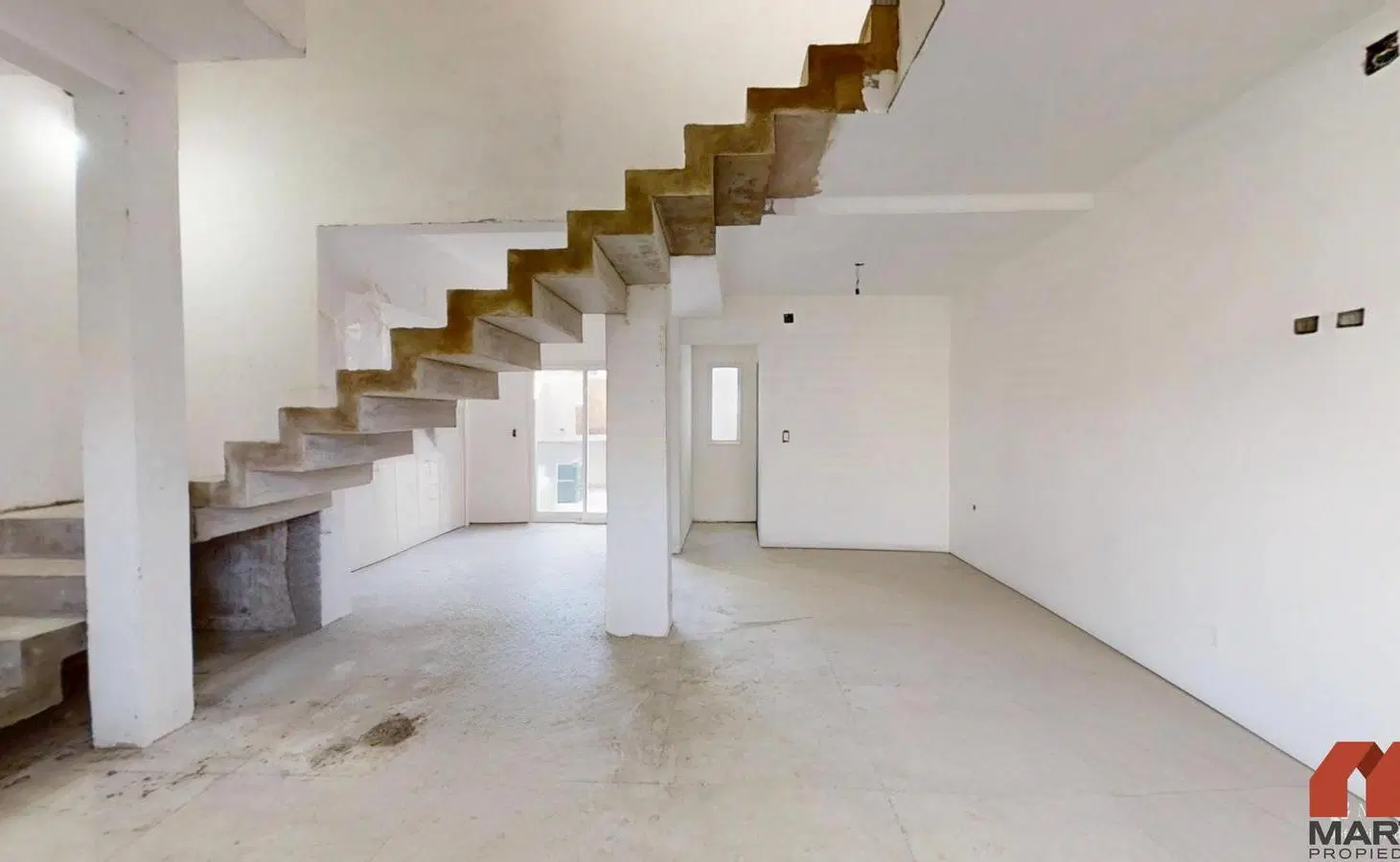 Casa Duplex en Venta de 3 Ambientes en Olivos con Cochera y Balcón Terraza 3