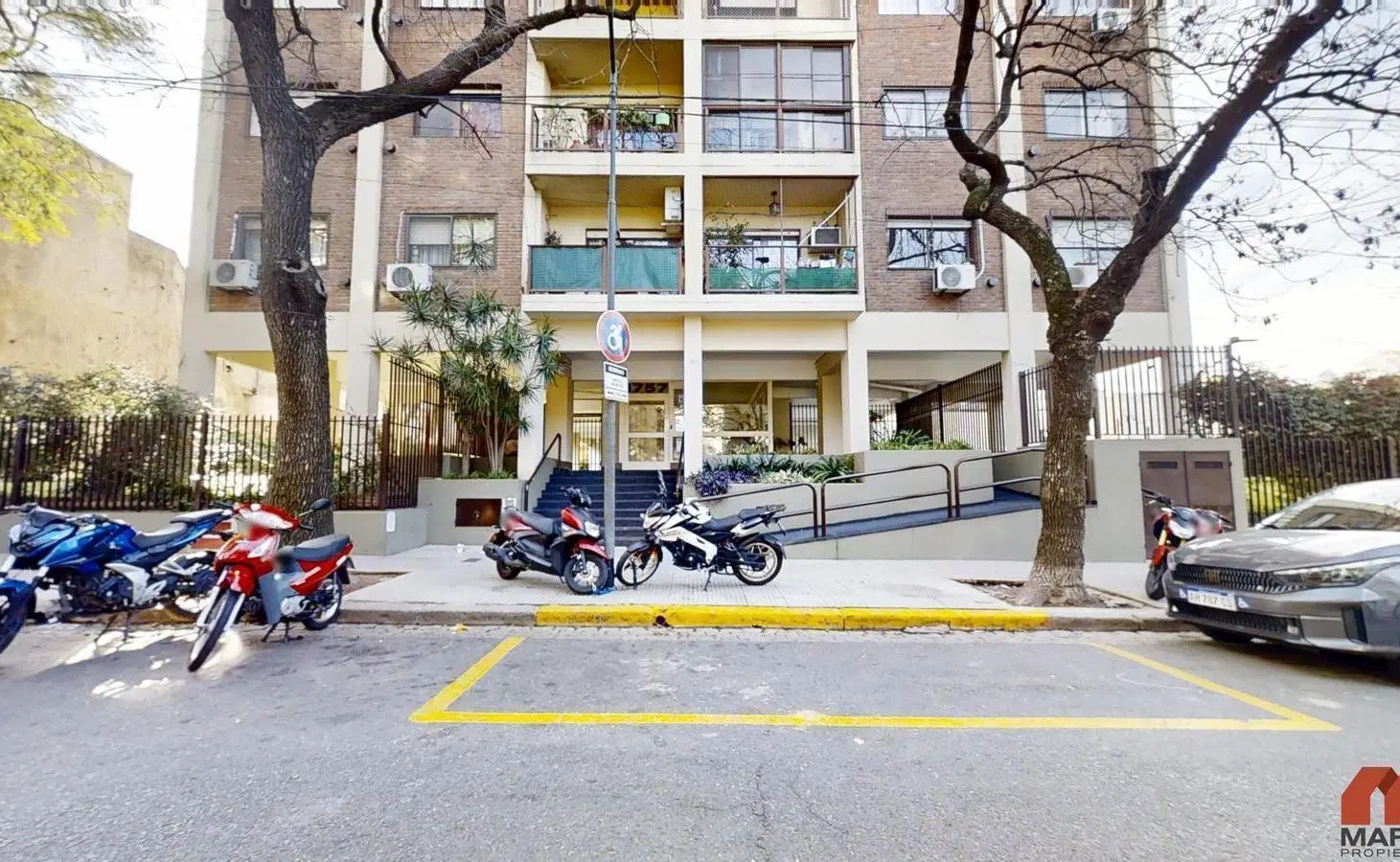 Departamento en Venta de 4 Ambientes en Parque Patricios con Balcón 4