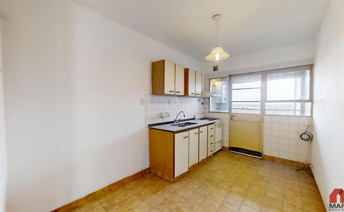 Foto de Departamento en Venta de 4 Ambientes en Parque Patricios con Balcón, imagen 2