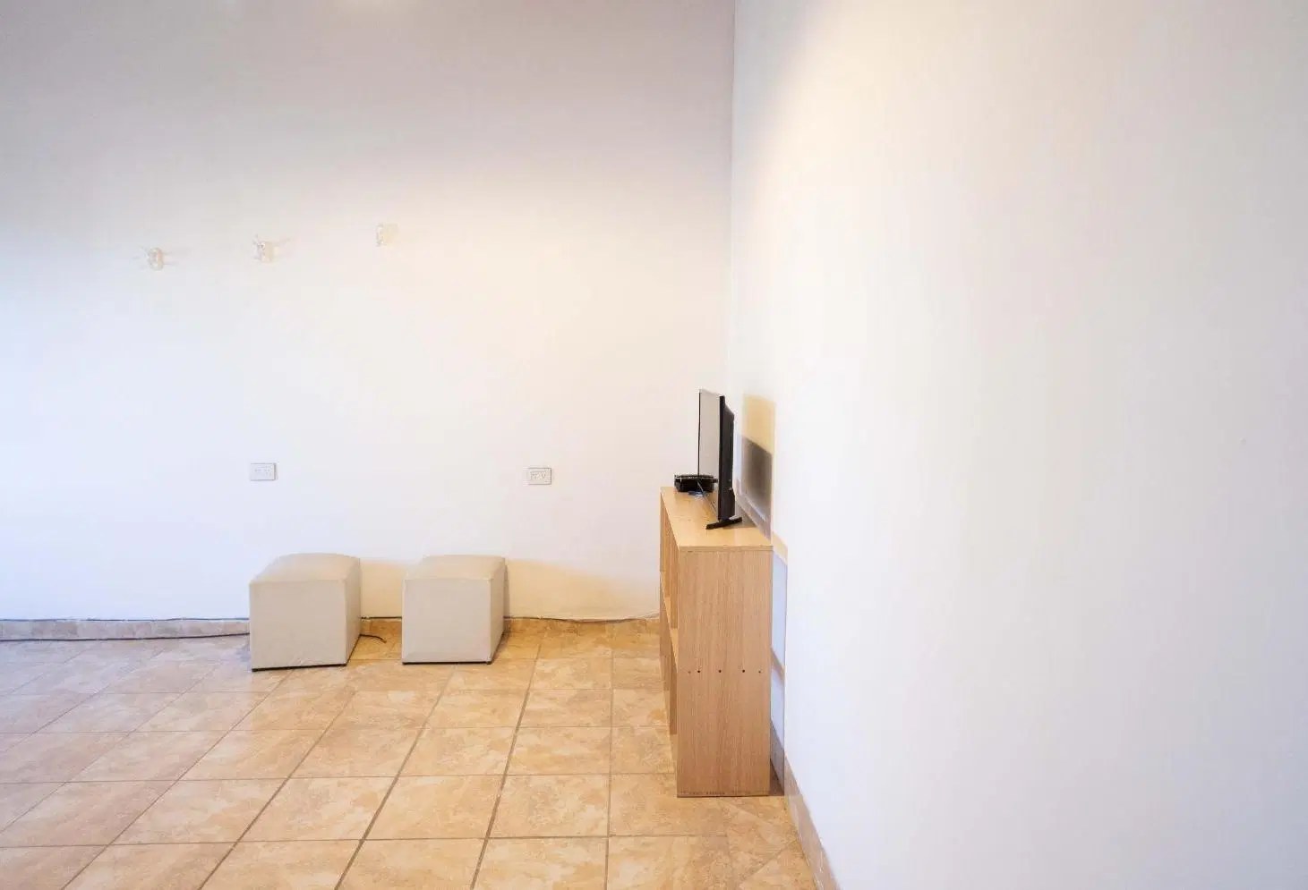 Departamento Monoambiente Amoblado en Alquiler en Olivos 2