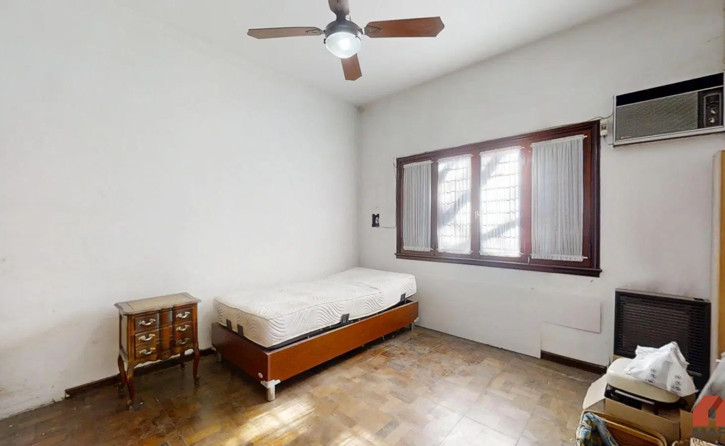 Casa Chalet en Venta de 7 ambientes en Martinez con Jardín 8