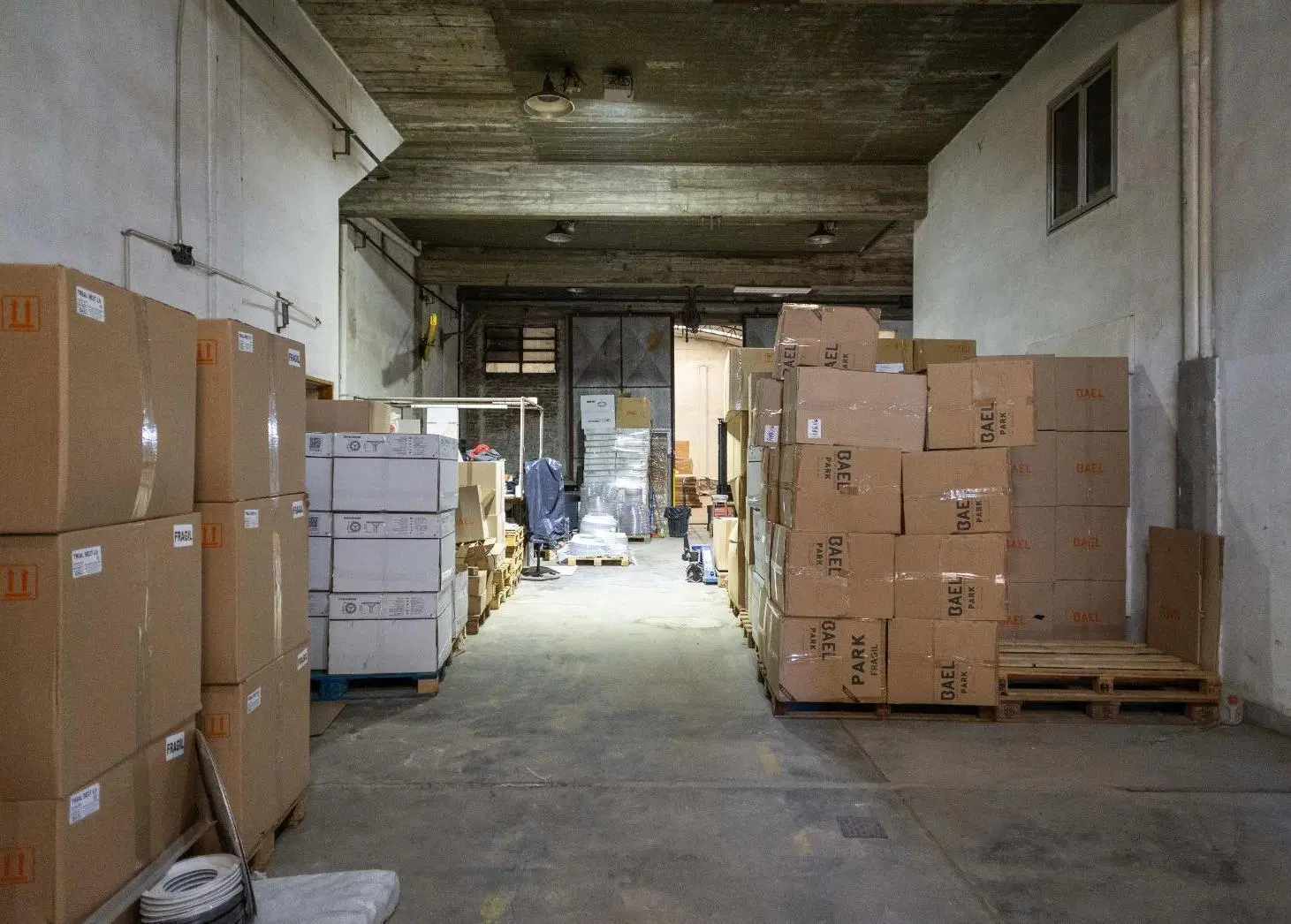 Depósito en Alquiler en Jose Leon Suarez Lote de 10x40 cubiertos 580 m2 4