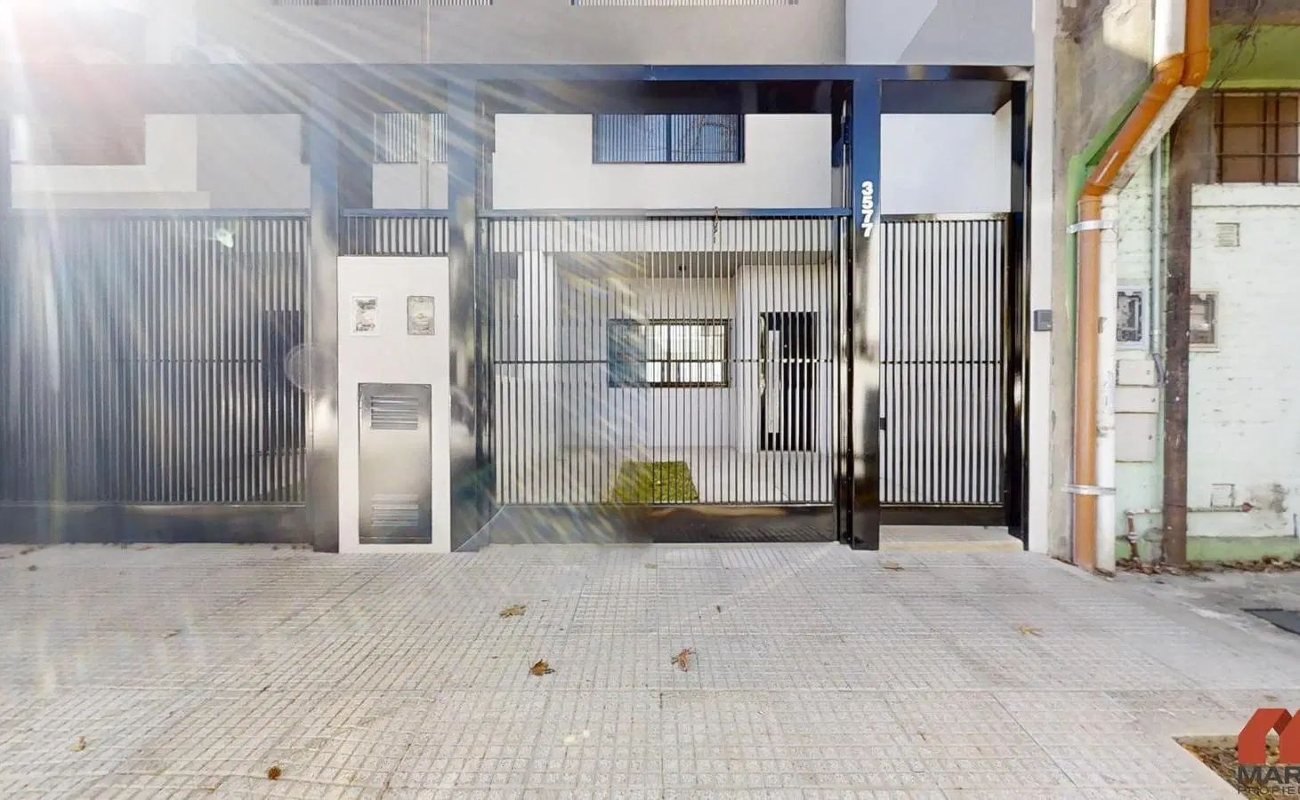 Casa en Venta de 4 Ambientes de Olivos con Balcón Terraza y Jardín 3