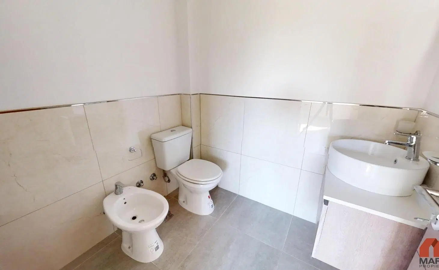 Casa en Venta de 4 Ambientes de Olivos con Balcón Terraza y Jardín 8