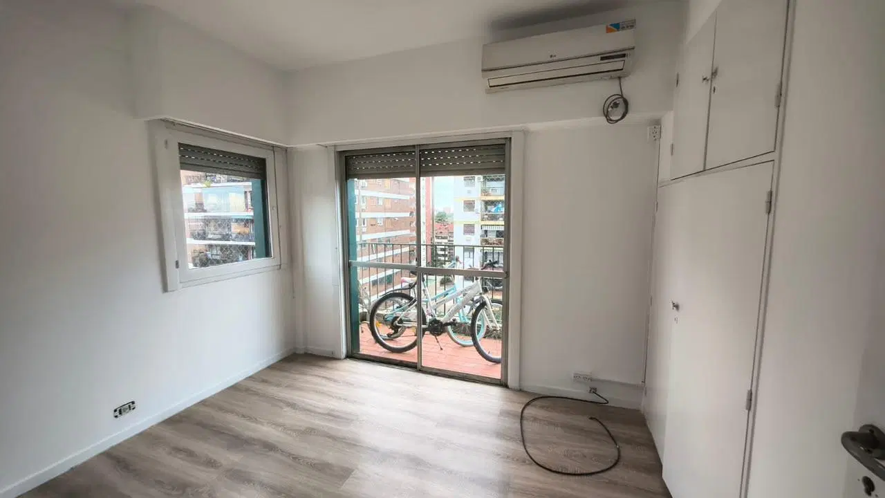 Departamento en Alquiler de 3 Ambientes en Acassuso 3