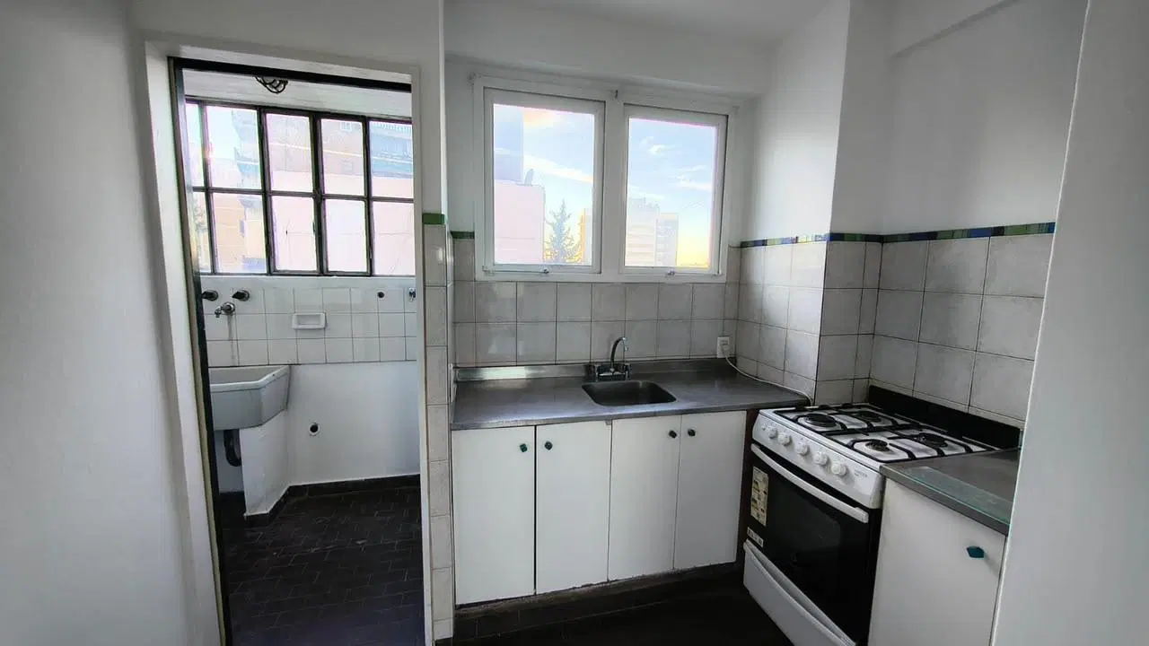Departamento en Alquiler de 3 Ambientes en Acassuso 5