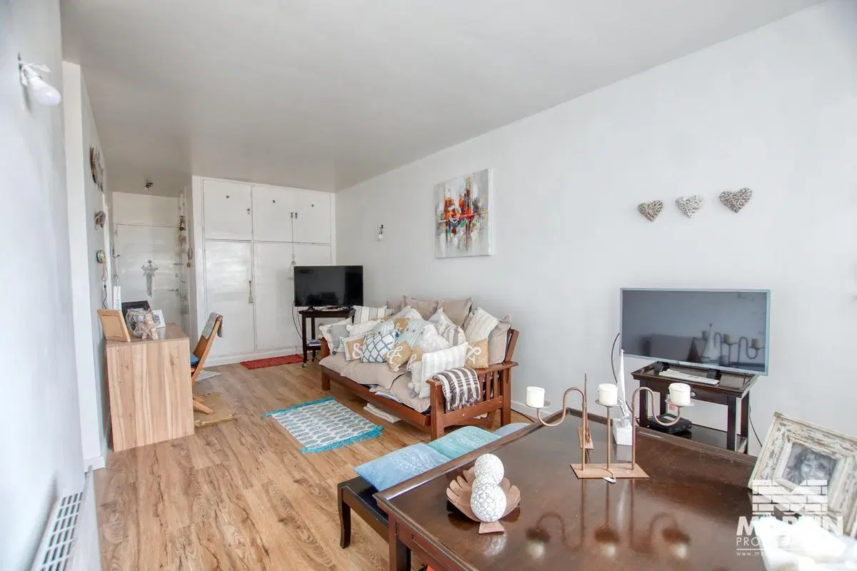 Departamento Monoambiente en Venta en Martínez con Cocina Separada 4