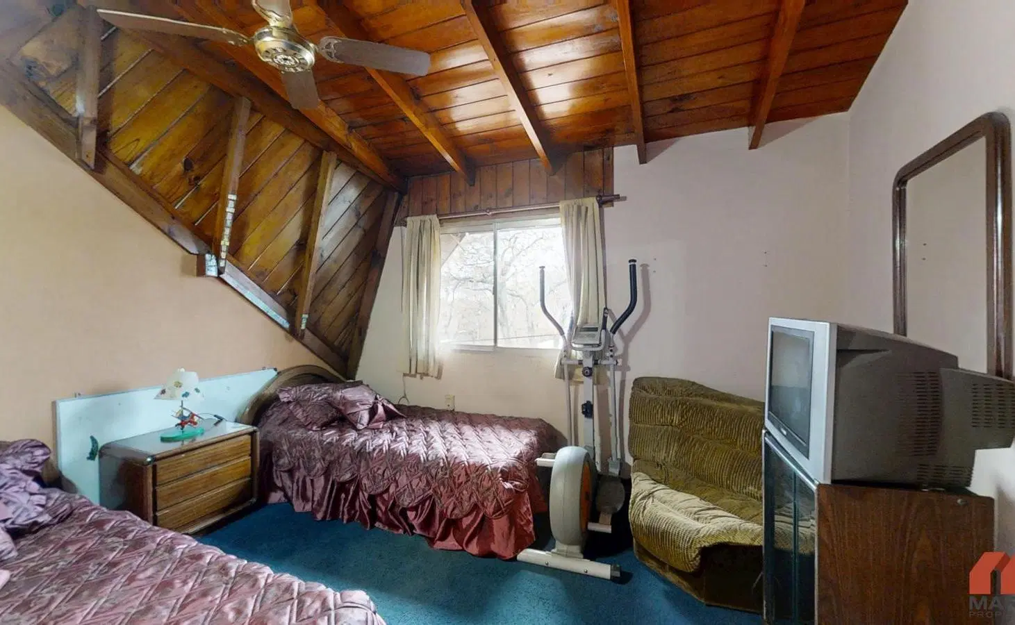 Vivienda de 5 Ambientes y Local Comercial | 300 m² cubiertos | En San Isidro con Patio y Terraza 4