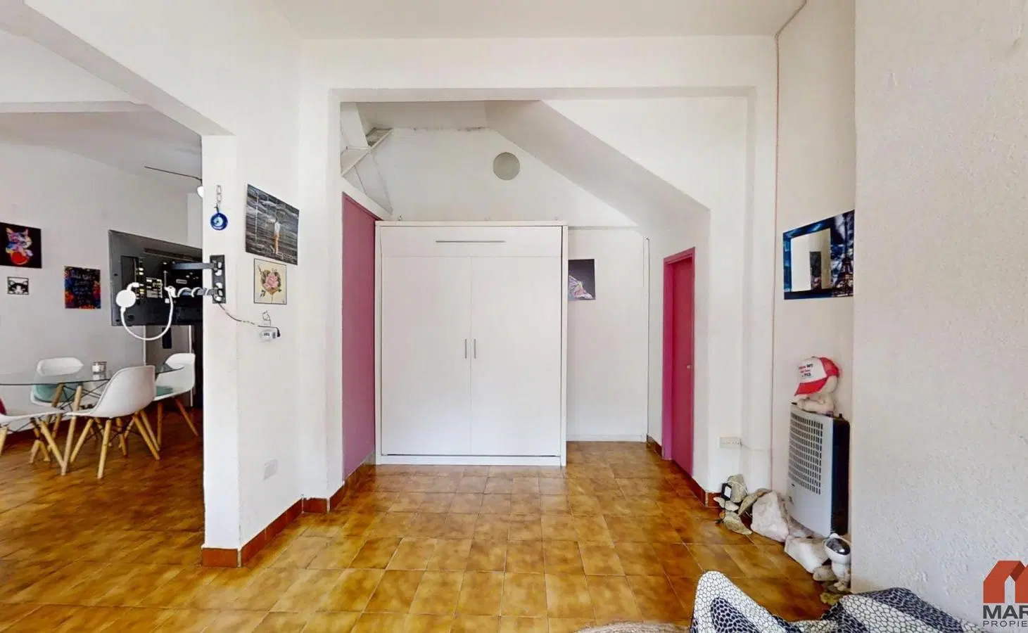 Casa y Departamento de Block de 5 Ambientes en Venta en Olivos con Patio 3