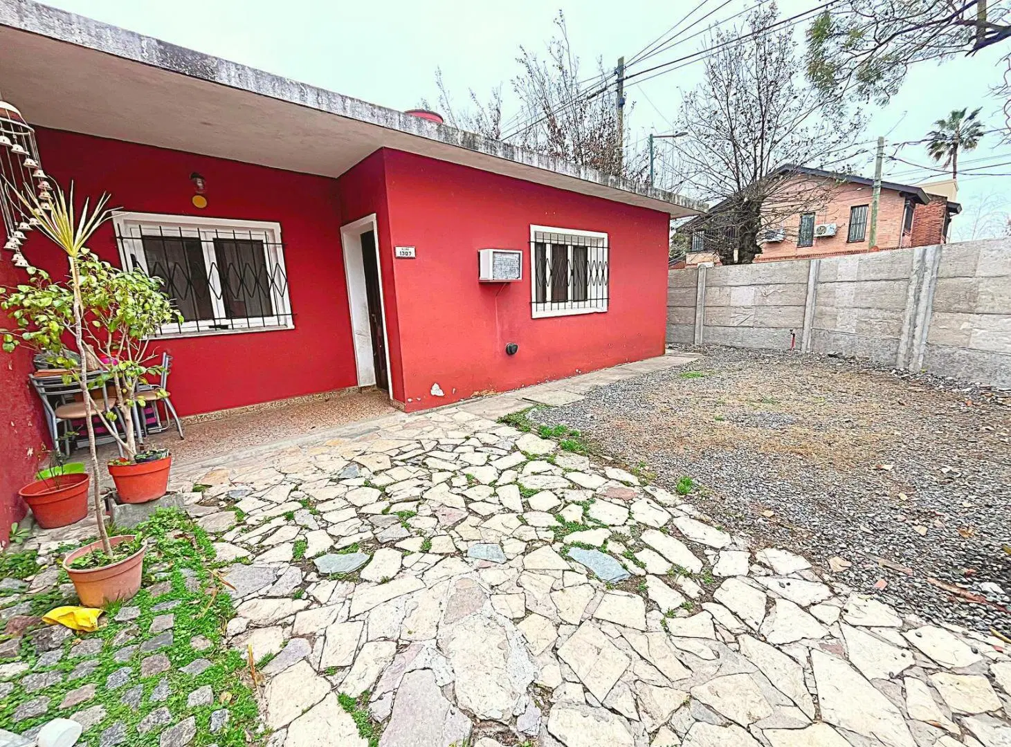 Casa 1 planta 4amb patio + 3amb patio venta en block 3