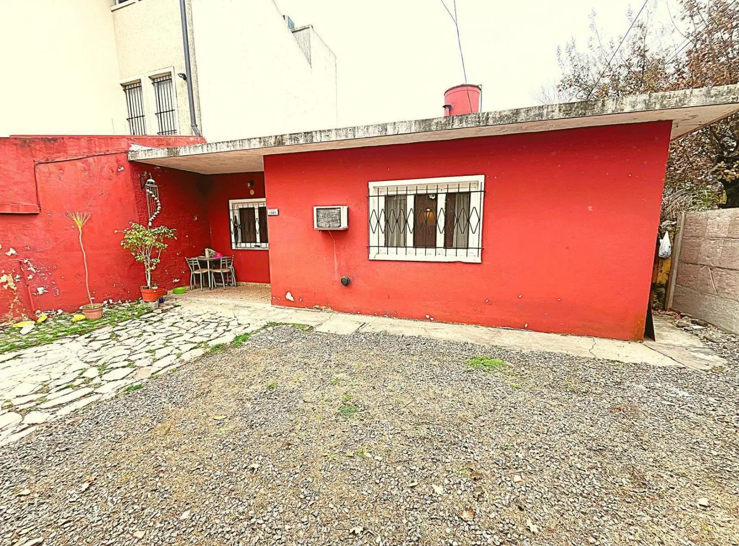 Casa 1 planta 4amb patio + 3amb patio venta en block 4