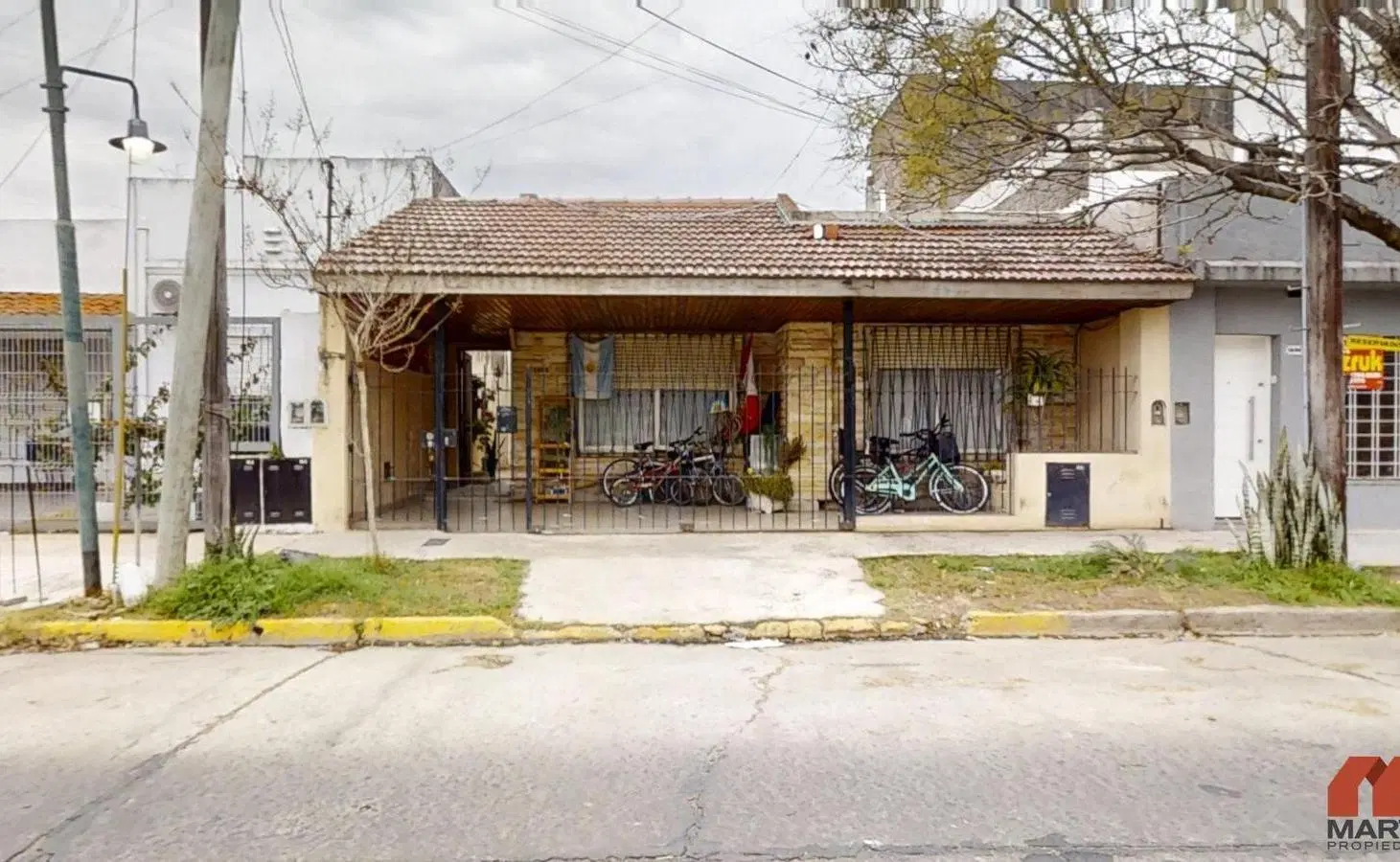 Casa en Venta de 5 Ambientes en Martinez con Cochera, Patio y Terraza 4