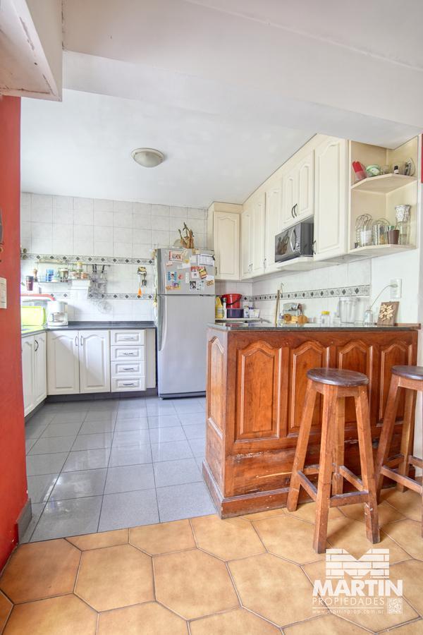 Foto de Casa Chalet en Venta de 4 Ambientes en Carapachay con Patio, imagen 2