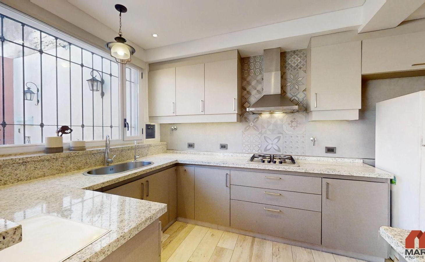 Foto de Casa en Venta de 4 Ambientes en Martinez con Patio y Escritorio, imagen 5