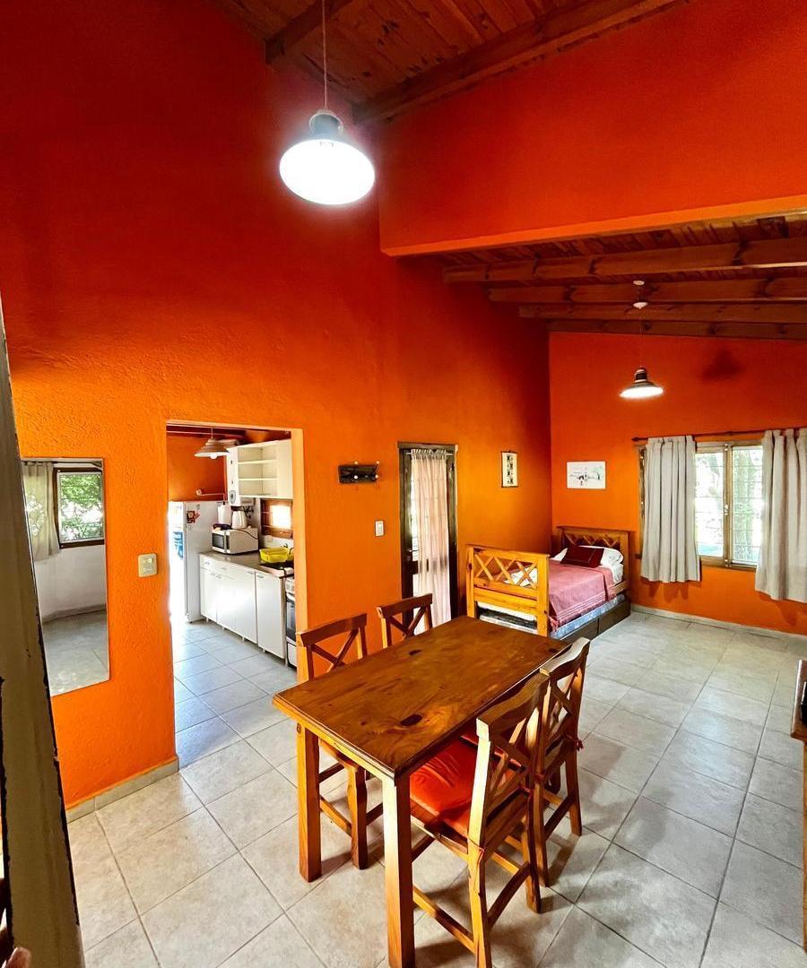 Foto de Complejo Turístico en Venta con 6 Cabañas y Acceso al Río en Los, imagen 1