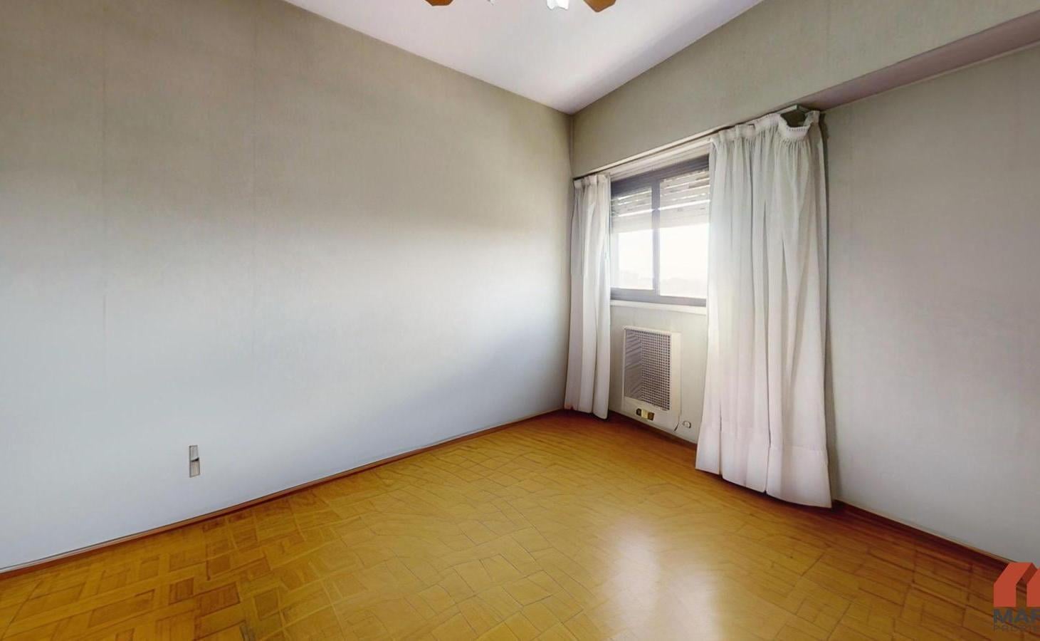Foto de Departamento en Venta de 4 ambientes en Olivos con Cochera, Escritorio, imagen 1