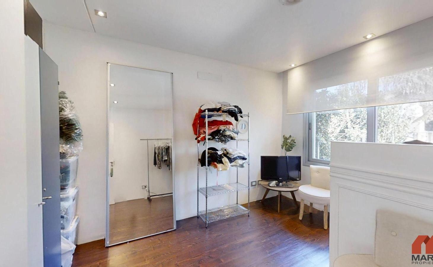 Foto de Casa en Venta de 6 Ambientes en Beccar con Jardín y Pileta, imagen 4