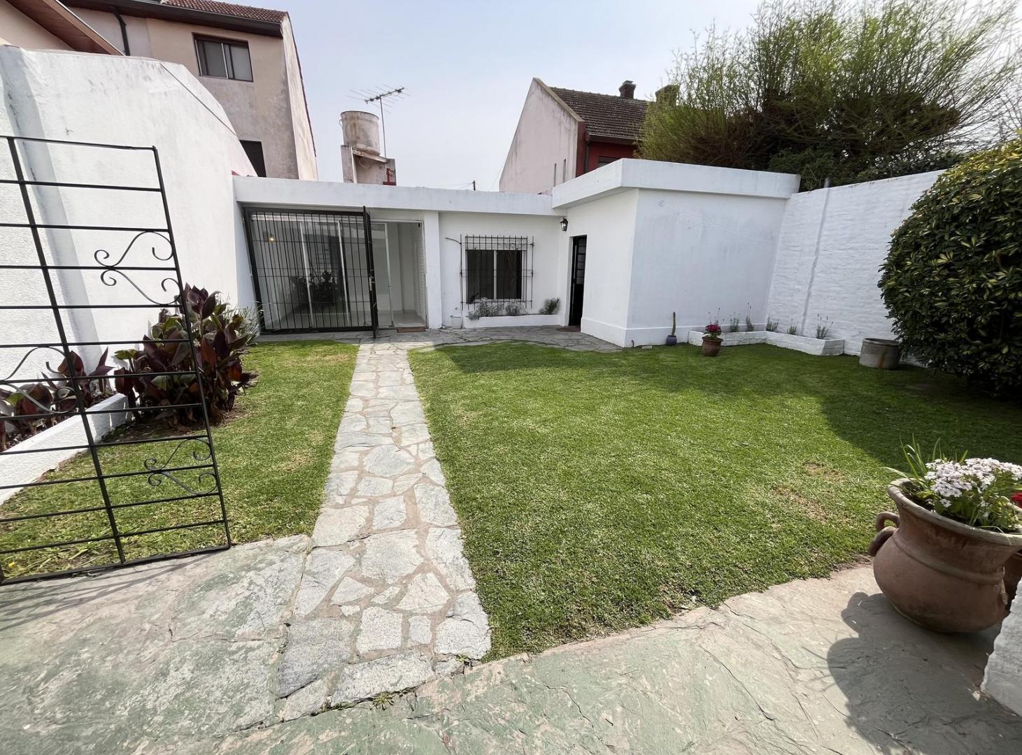 Foto de Casa en alquiler en Beccar - 1Planta 4 amb 2 baños gran jardin, imagen 2