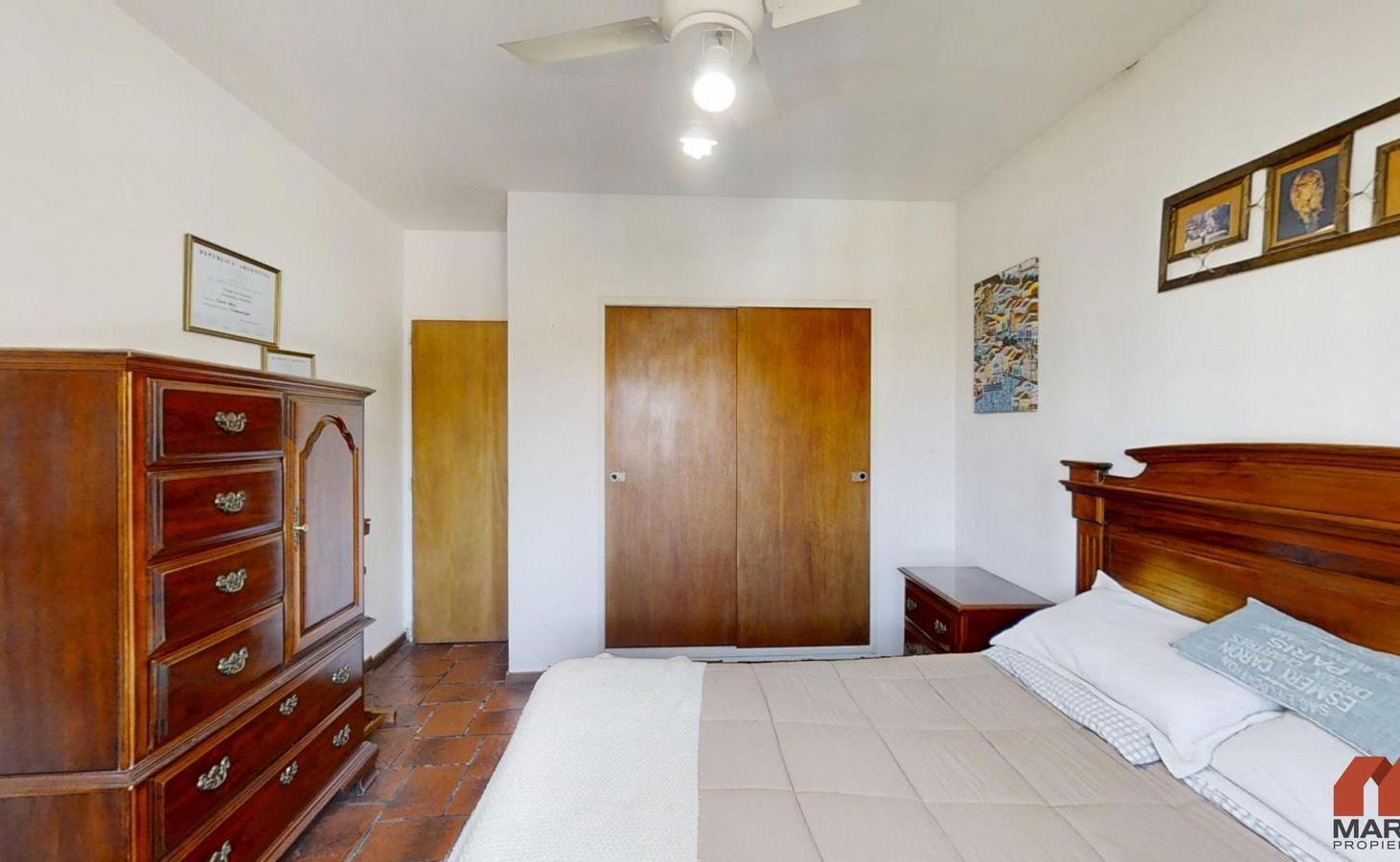 Foto de Casa Duplex de 5 Ambientes en Olivos con Cochera, Jardin y Pileta, imagen 5