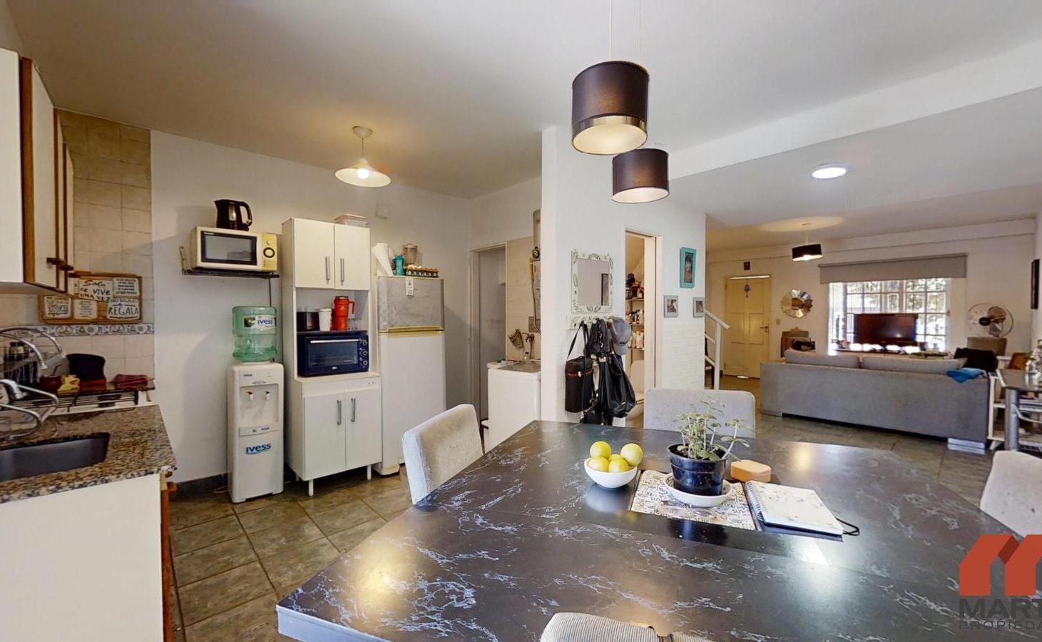 Foto de Duplex en venta en Beccar 4 ambientes baño y toilette jardín con, imagen 5