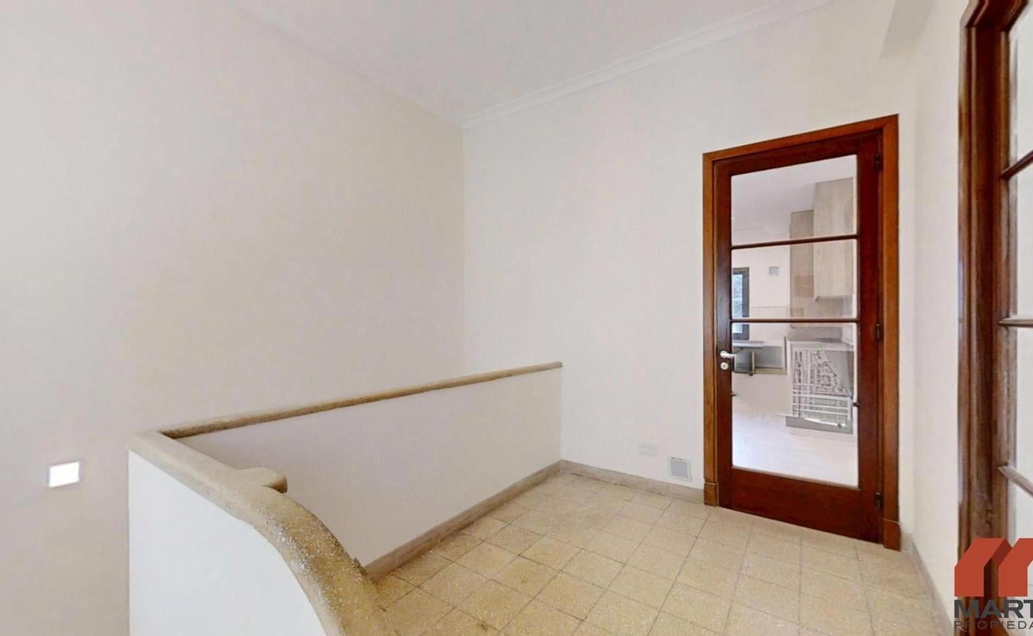 Foto de Oficina PH en Venta en Olivos en primer piso, 4 Ambientes con Balcon, imagen 2