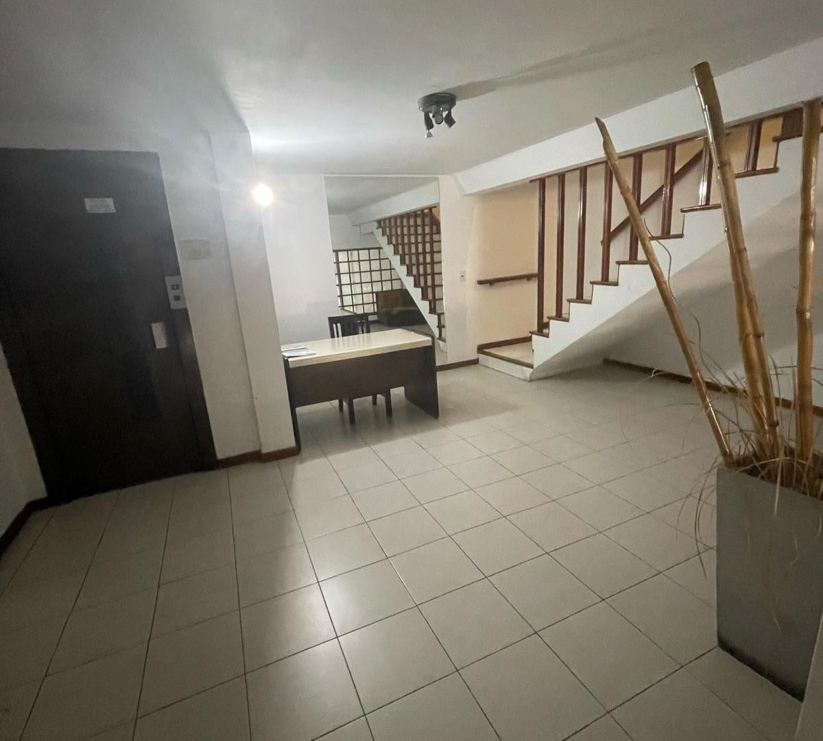 Foto de Departamento en Martinez, 2 ambientes al contrafrente con balcón., imagen 1