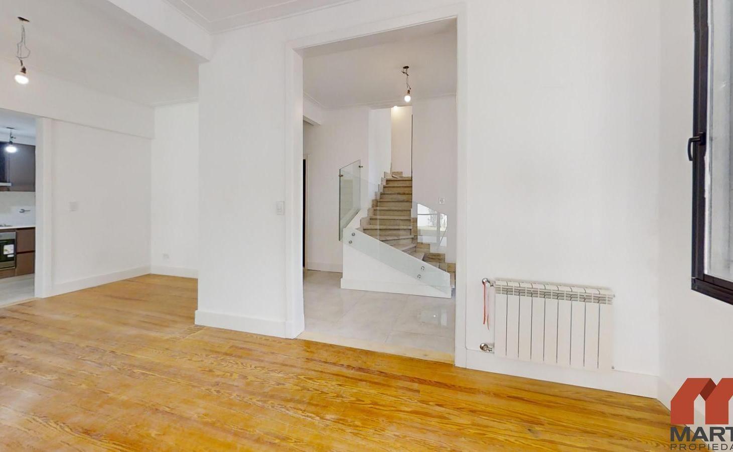 Foto de Casa en venta en Martinez, 5 amb en 3 plantas con jardín, imagen 3