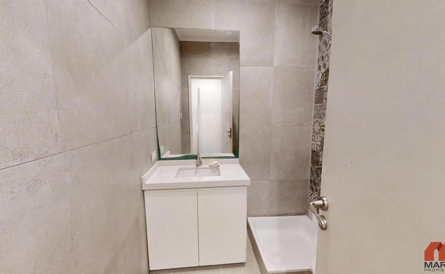 Foto de Casa en Venta de 4 Ambientes en Olivos con Jardín y Escritorio, imagen 5
