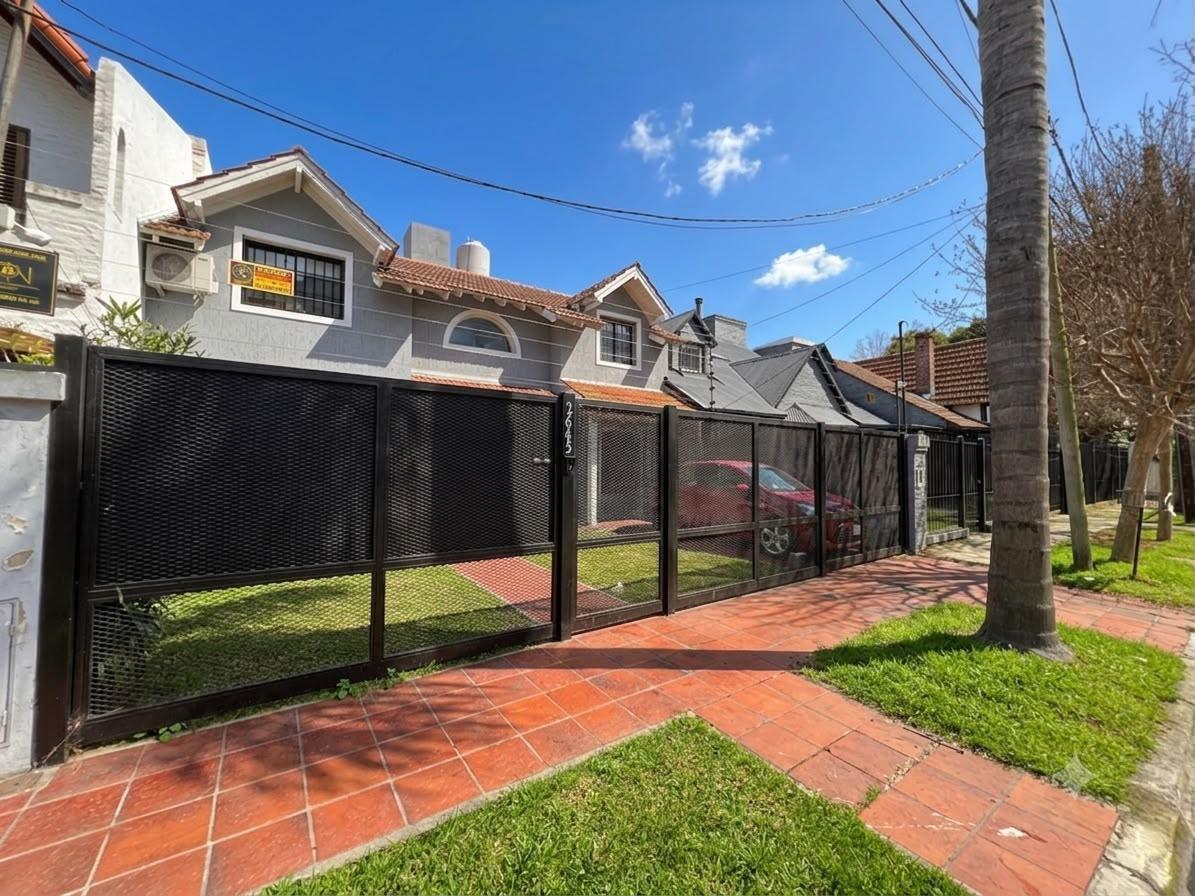 Foto de Casa 4 ambientes en venta martinez, imagen 2