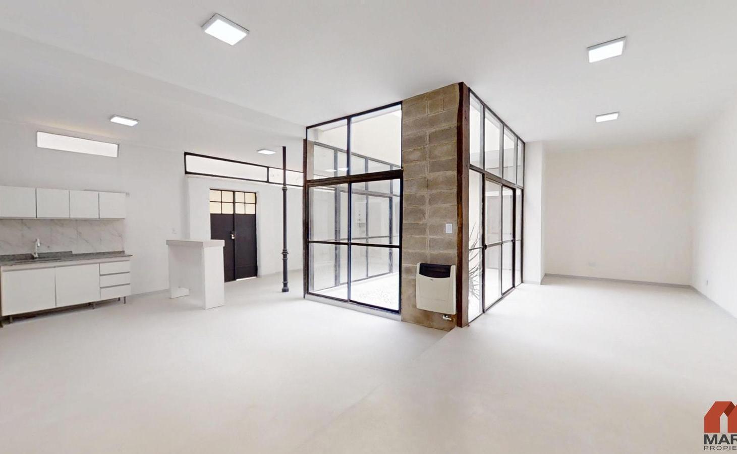 Foto de Departamento PH en Venta de 3 Ambientes en Once con Patio, imagen 1