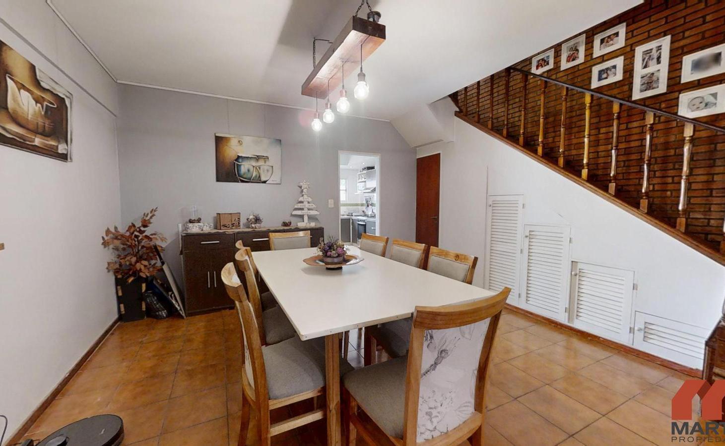 Foto de Dúplex 5 ambientes en venta Olivos | Pileta | Jardín | Cochera | Apto, imagen 4