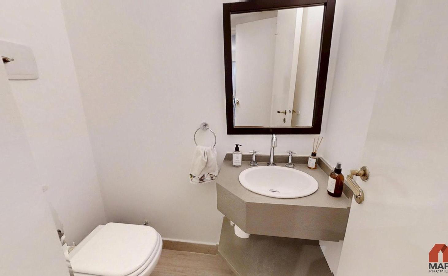 Foto de Departamento en Venta de 5 Ambientes en Martinez con Patio y Cochera, imagen 4